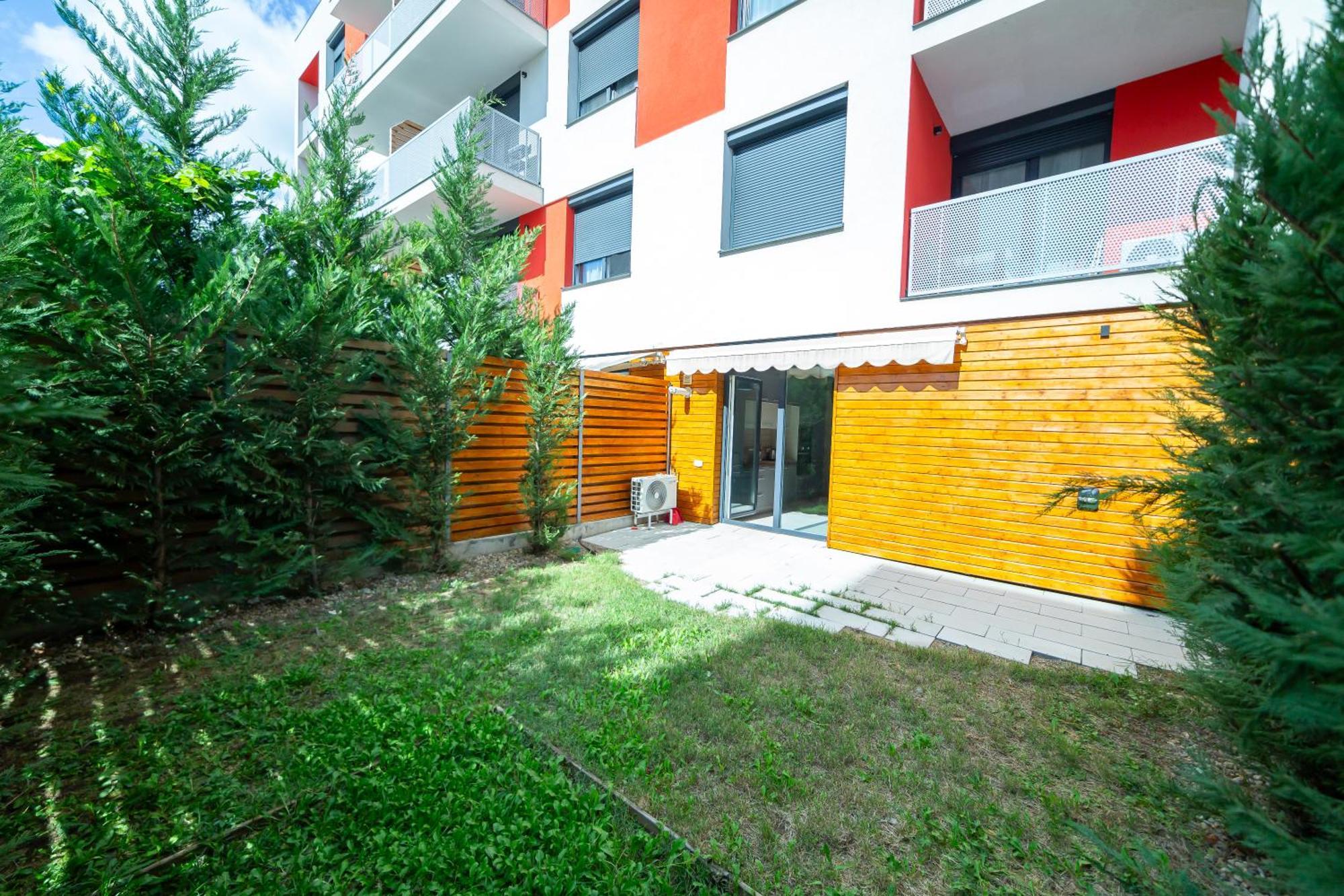 Cozy Deluxe Apartments Near By Mall Arad Exterior foto
