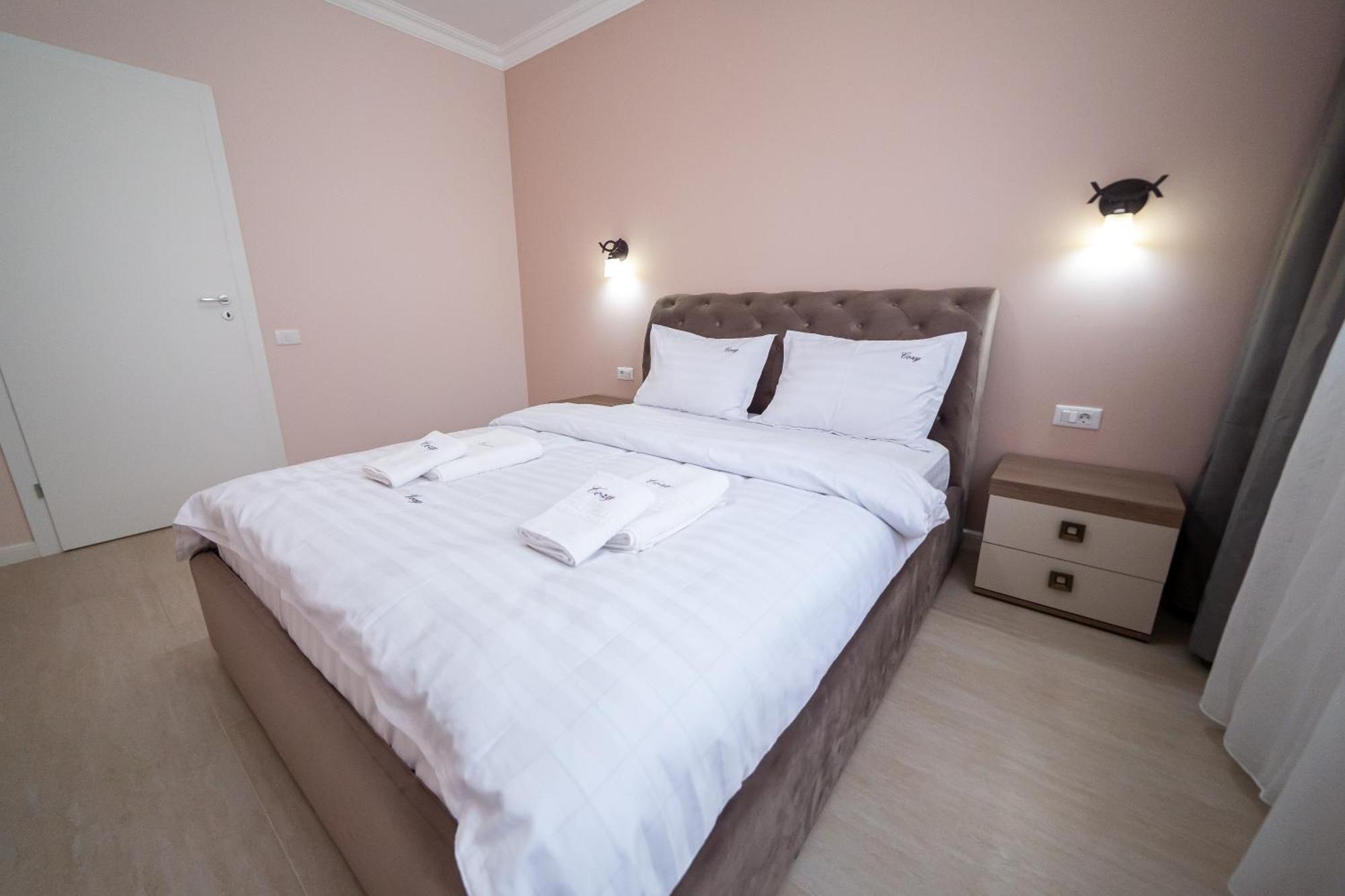 Cozy Deluxe Apartments Near By Mall Arad Exterior foto